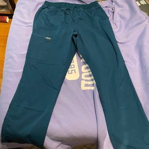 Women’s Jogger Scrub Pants